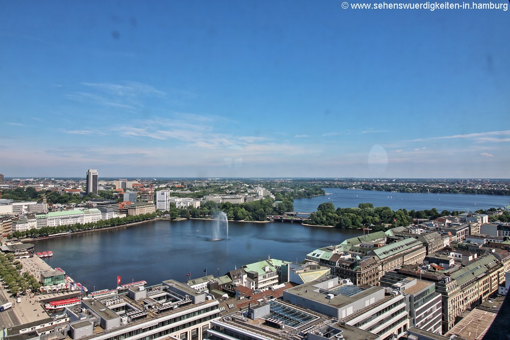 Alster Hamburg von oben - Blick von der St. Petri Kirche auf Binnenalster und Außenalster